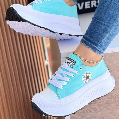 Tenis de dama estilo plataforma con suela alta