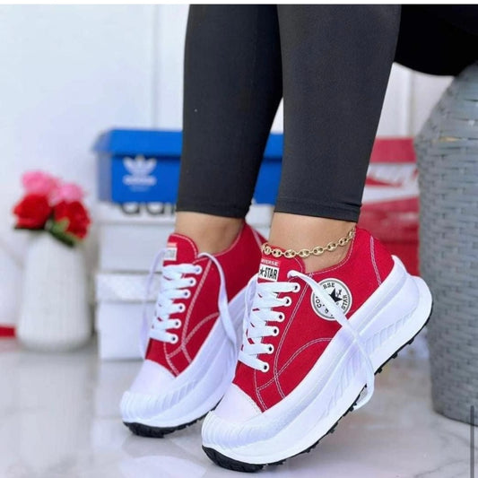 Tenis de dama estilo plataforma con suela alta